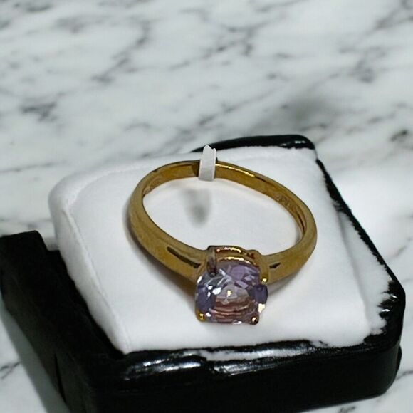 Victoria Townsend 18K Gold Vermeil Faux Amethyst Ring (Size 6) Chic Trendy Style - Picture 11 of 12